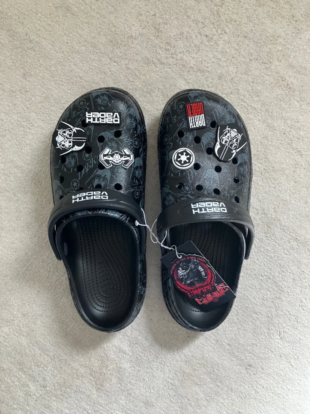 Miniso x Star Wars Darth Vader Clogs - Picture 1 of 11